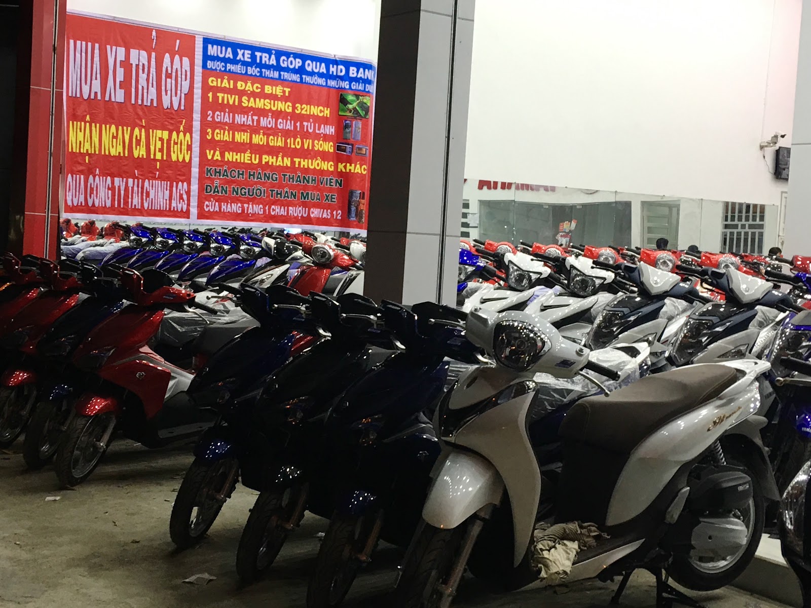 Kho xe Xe Máy Luân Thành Công tại Bình Dương