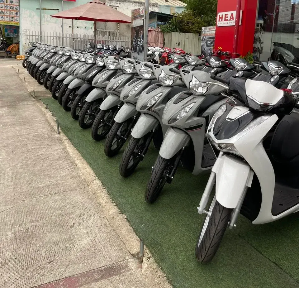 Hàng Honda Vision sẵn xe tại Luân Thành Công Bình Dương