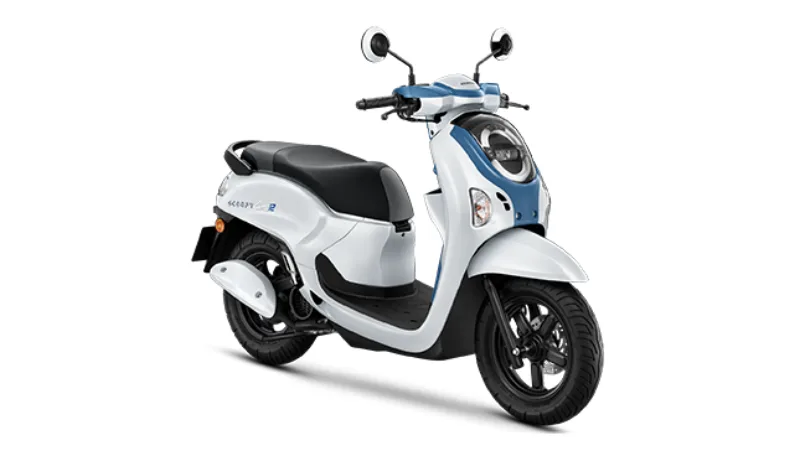 Honda Scoopy Club12 Thái 2026 trắng xanh toàn thân tại Luân Thành Công Bình Dương