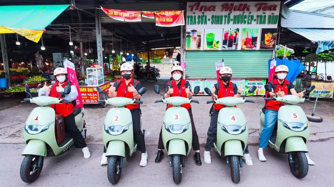 Đoàn xe Roadshow TAILG chặng 43 tại Bình Dương cùng Luân Thành Công