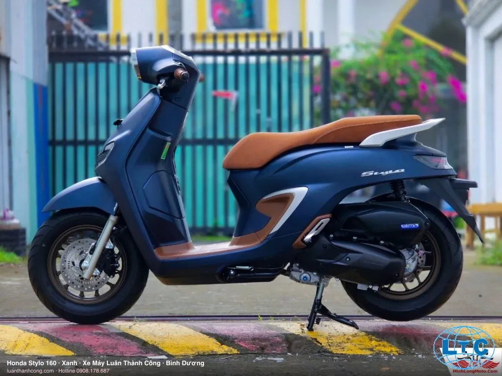 Honda Stylo 160 màu xanh Bình Dương
