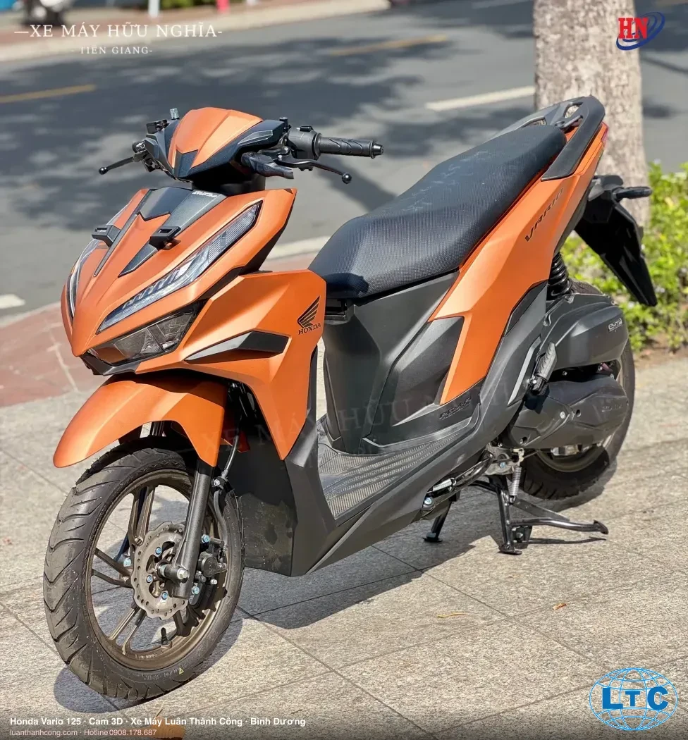 Honda Vario 125 màu cam tại Xe Máy Luân Thành Công